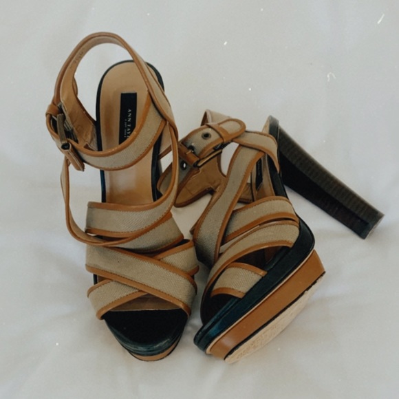 Ann Taylor Heels - Picture 2 of 5